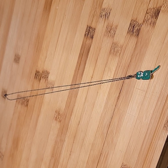 Emerald Green Kit-Cat Klock clock clip on charm necklace - Picture 3 of 5